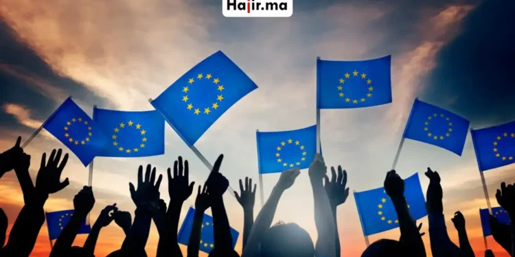 الهجرة إلى أوروبا بدون فيزا عمل 2026 | دول تسمح بتغيير الإقامة بعد الوصول