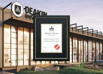 دورات جامعة ديكن الأسترالية مع شهادة معتمدة مجانية لعام 2026 (تعلم عن بعد)